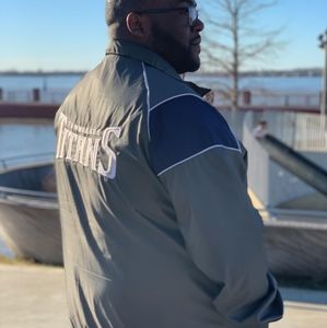 Meet your Posher, Ross